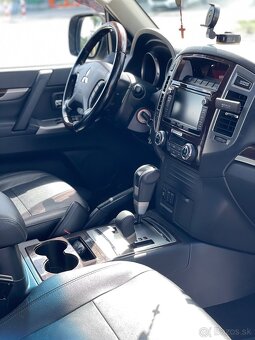 Mitsubishi Pajero 3.2 - 9