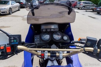Honda Africa Twin XRV 750 - 9