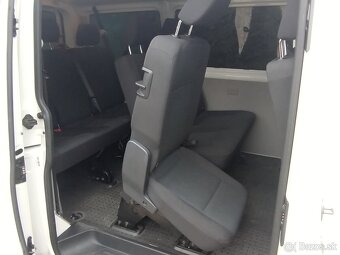 VW Transporter T6 9 miest DSG - 9