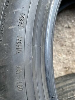 275/40r22 107Y Pirelli P Zero - 9