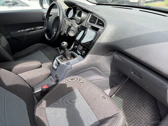 Peugeot 5008 1.6 HDi FAP Active - 9