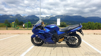 Kawasaki ZZR1400 ABS model 2013 - 9