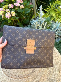 Louis Vuitton - obal na notebook - 9