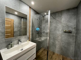 TOP LOKALITA-NA PRENÁJOM MODERNÝ, ZARIADENÝ 2IZB.BYT, KE I - 9