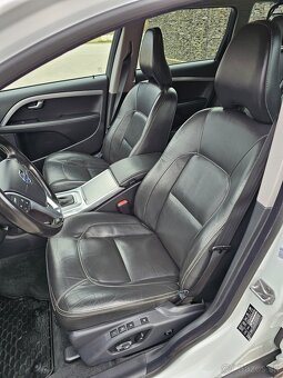Volvo XC70 2.4 AWD 123300km 2016 - 9