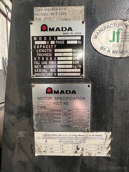 AMADA - strojová tabuľová nožnica na plech - 9