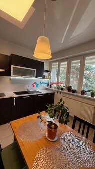 PREDAJ 6 izbový MODERNÝ RD + garáž + altánok - BRATISLAVA - - 9
