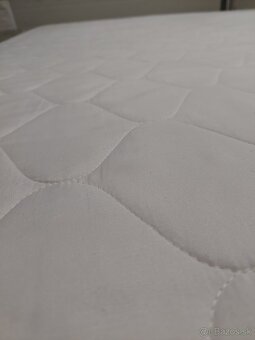 Manželská posteľ Ikea Malm 160x200cm - 9