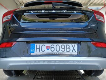 Volvo V40 Cross country - 9
