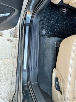 AUDI Q7 - 9