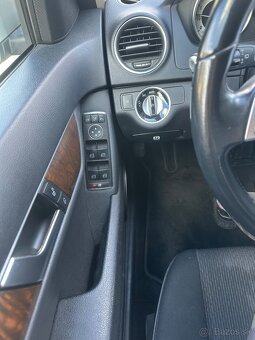 Mercedes-Benz C220 4MATIC - 9