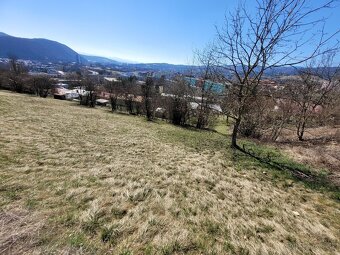 Slnečný pozemok - bývanie blízko prírody,centra mesta - 9