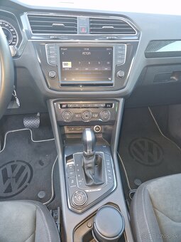 Volkswagen Tiguan 2.0 TDI 4Motion - 9