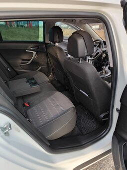 Opel Insignia Sports Tourer - 9