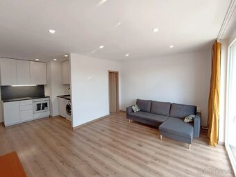 NA PRENÁJOM 2 IZBOVÝ BYT TRENČÍN, SIHOŤ - 9