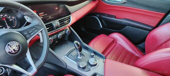 Alfa romeo giulia 2.0 turbo q4 206kw - 9