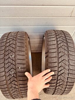 Bmw 18" f40,44 zimne pneu - 9