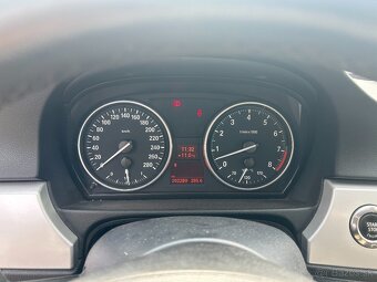 BMW Rad 3 coupé 325 218k i xDrive - 9
