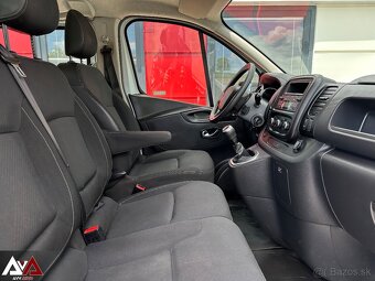 Renault Trafic 2.0 dCi, 30 915km, Pôvodný lak, 6 miestne, SR - 9
