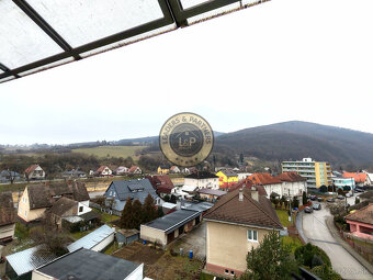 ZNÍŽENÁ CENA Priestranné 3+1 bývanie (75 m²) s vlastným kúr - 9