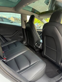 TESLA MODEL 3 PERFORMANCE Facelift 2022 - 9