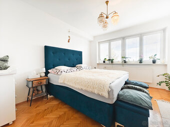 DVOJGENERAČNÁ RODINNÁ TEHLOVÁ VILA, VIHORLATSKÁ, KOŠICE - 9
