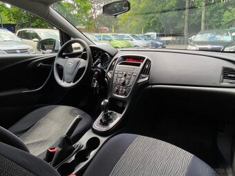 Opel Astra J 1.4i 74kW 1.majitel 78tkm 2015 STK 5/27 - 9