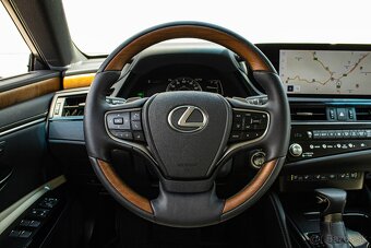 Lexus ES ES300H Prestige Top, Irídiová Sonic - 9