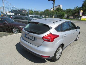 Ford Focus 1.5 TDCi - 9
