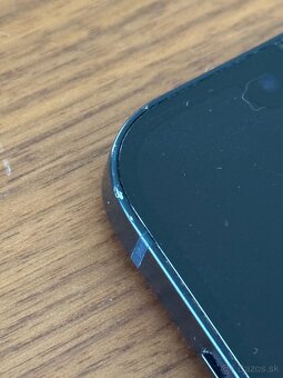 iPhone 13 - 9