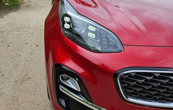 KIA SPORTAGE 1.6 CRDi + 48 MHEV AWD PLATINUM / V ZÁRUKE - 9