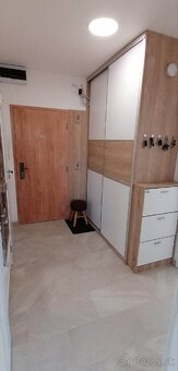 2 IZBOVY BYT, 52m2 + loggia Sídl. Sekčov - 9