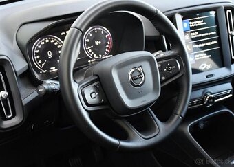 Volvo XC40 T3 PO SERVISE TAŽNÉ MANUÁL 120 kw - 9