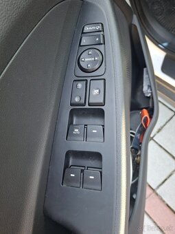 Hyundai Tucson 4x4 2.0CRDI 155000km - 9