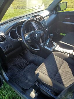 Suzuki Grand Vitara 1.9DDiS - 9