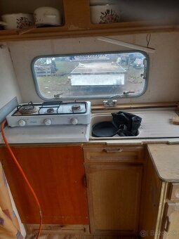 Karavan - 9
