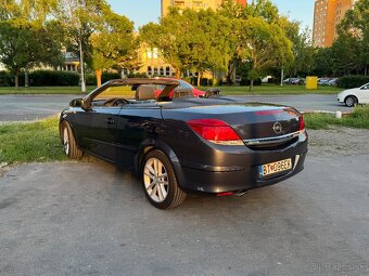 Opel Astra TwinTop (Cabrio) 1.9 (150PS) - 9