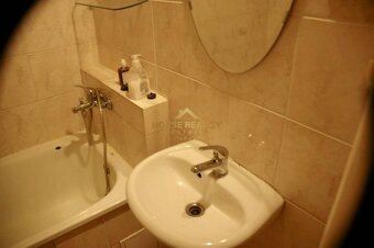 Predaj 3 izbový byt s lodžiou, ul. Medveďovej, Bratislava V. - 9