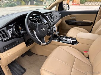 Kia Carnival 2,2D 7 miestna, luxusná, 147 kW, len 9 500 km - 9
