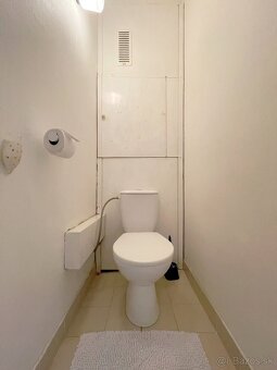 3D a Video: Priestranný 2 izbový byt - Bratislava Dúbravka - 9