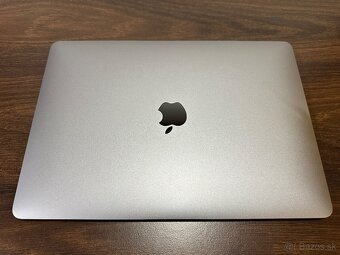 MacBook Air M1 13" 8/256 GB - 100% batéria a stav - 9
