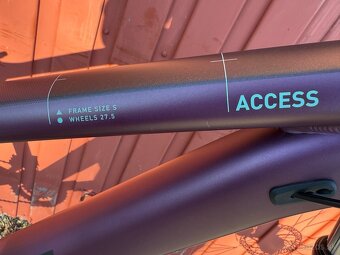 Predám horsky bicykel Cube Access WS 27,5 "S” - 9
