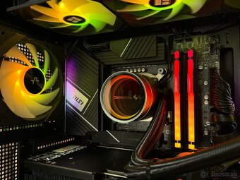 i5 12600K\32GB\RTX 4070Ti\SSD\1000W Zdroj - 9