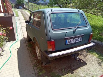 Lada Niva 1.7 - 9