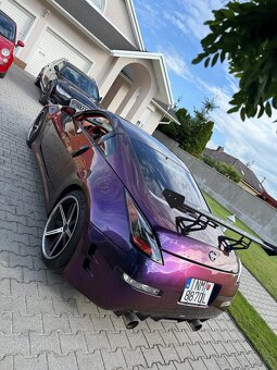 Nissan 350z - 9