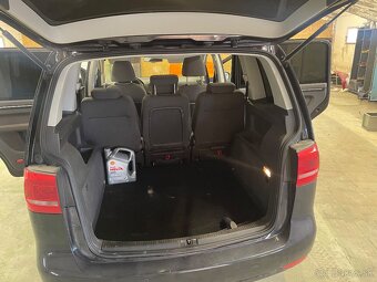 Predám Volkswagen Touran 2.0 TDi - 9