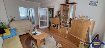 PREDAJ: 5- izbový rodinný dom s garážou - Komárno, č. NOVÁ - 9