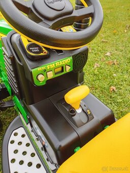 Elektrický traktor John Deere Ground Force - 9