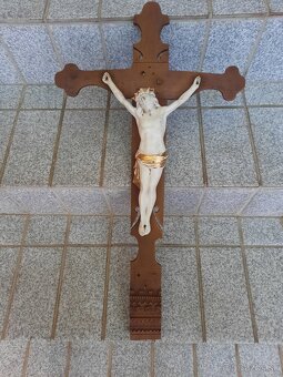 Drevený kríž rozmery 102 x 51 cm - 9