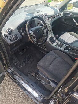 Ford Galaxy 7 miest - 9